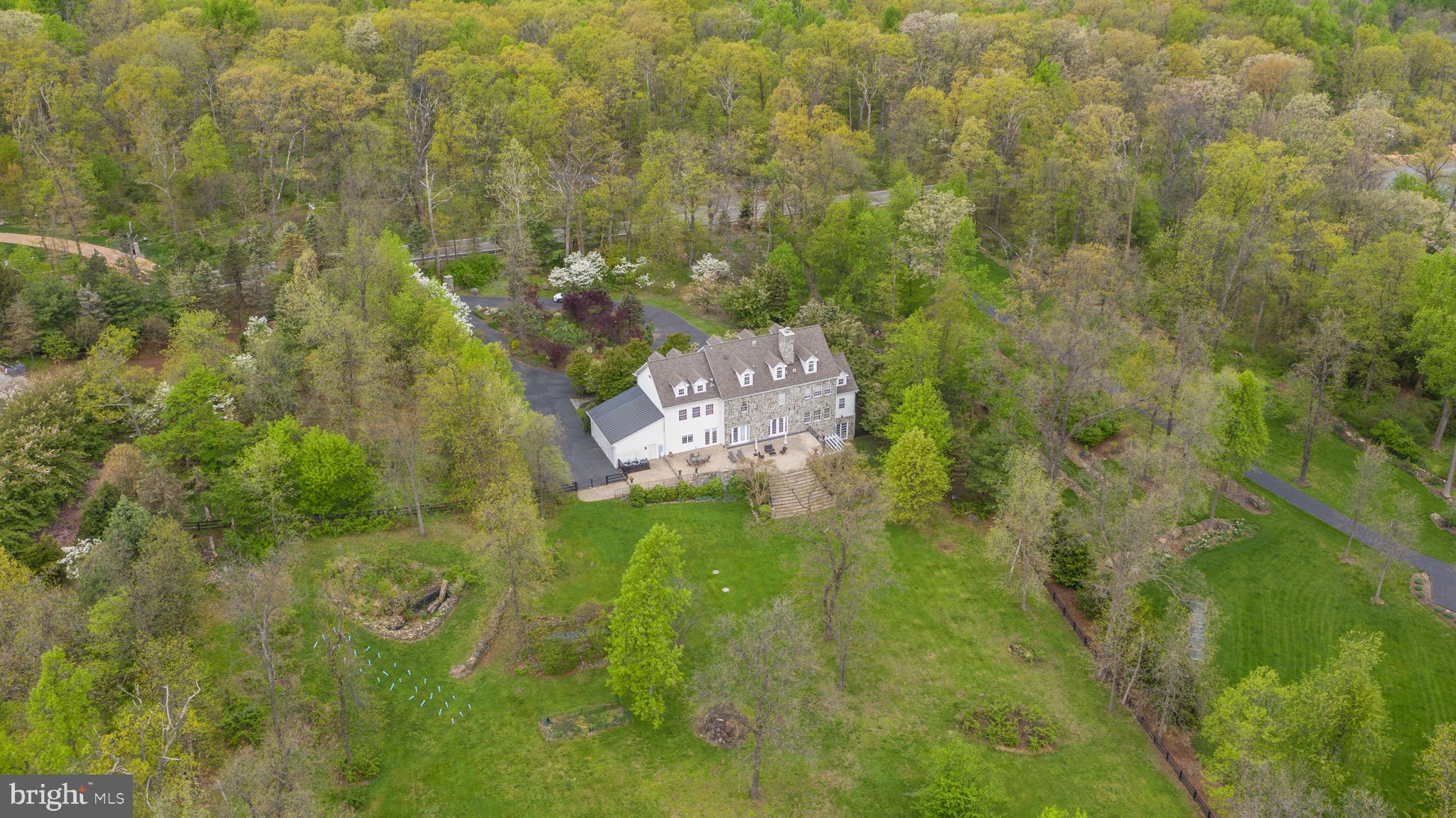 18388 Blue Ridge Mountain Road Bluemont, VA 20135 - Photo 77 of 86