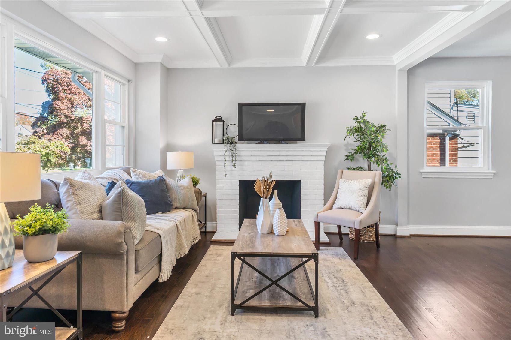 508 Kerwin Road Silver Spring, MD 20901 - Photo 2 of 30 Family room