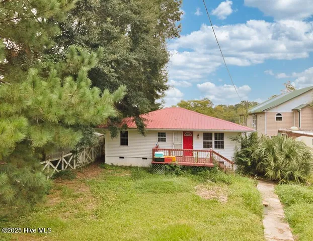 $210,000 | 719 River Road, Tabor City, NC 28463