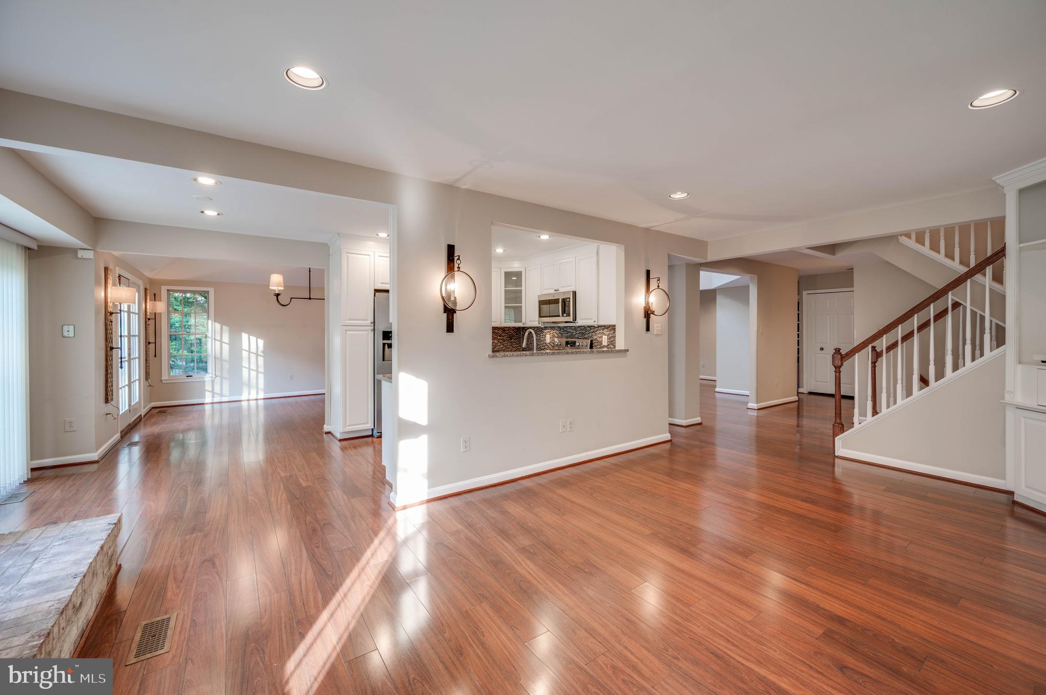 75 River Oaks Circle Pikesville, MD 21208 - Photo 2 of 34