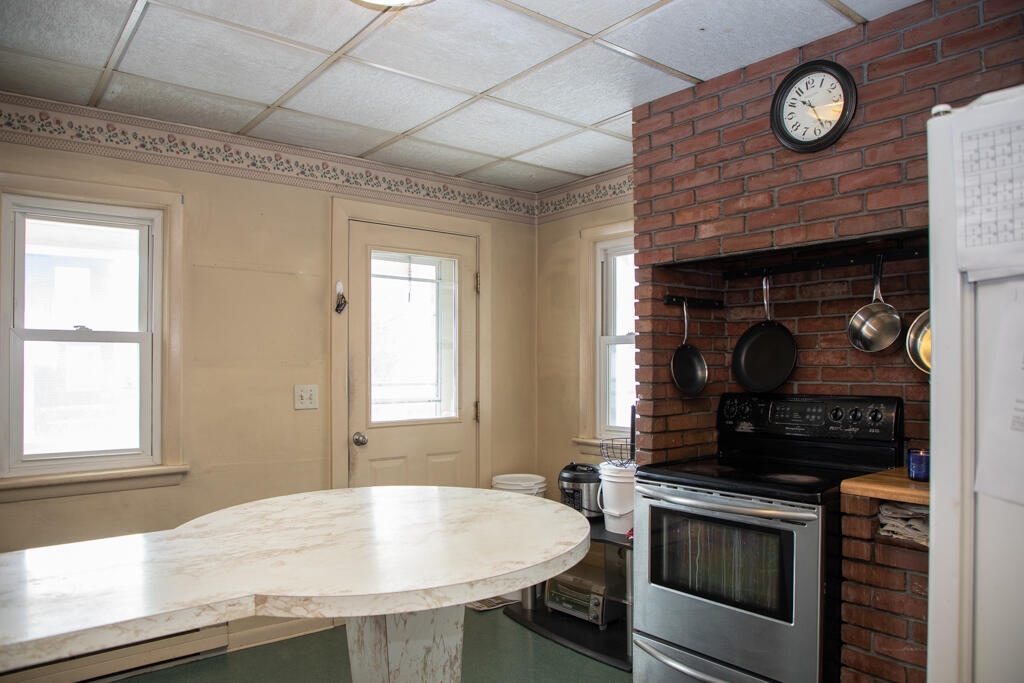 19 Stetson Avenue Plattsburgh, NY 12901 - Photo 18 of 50