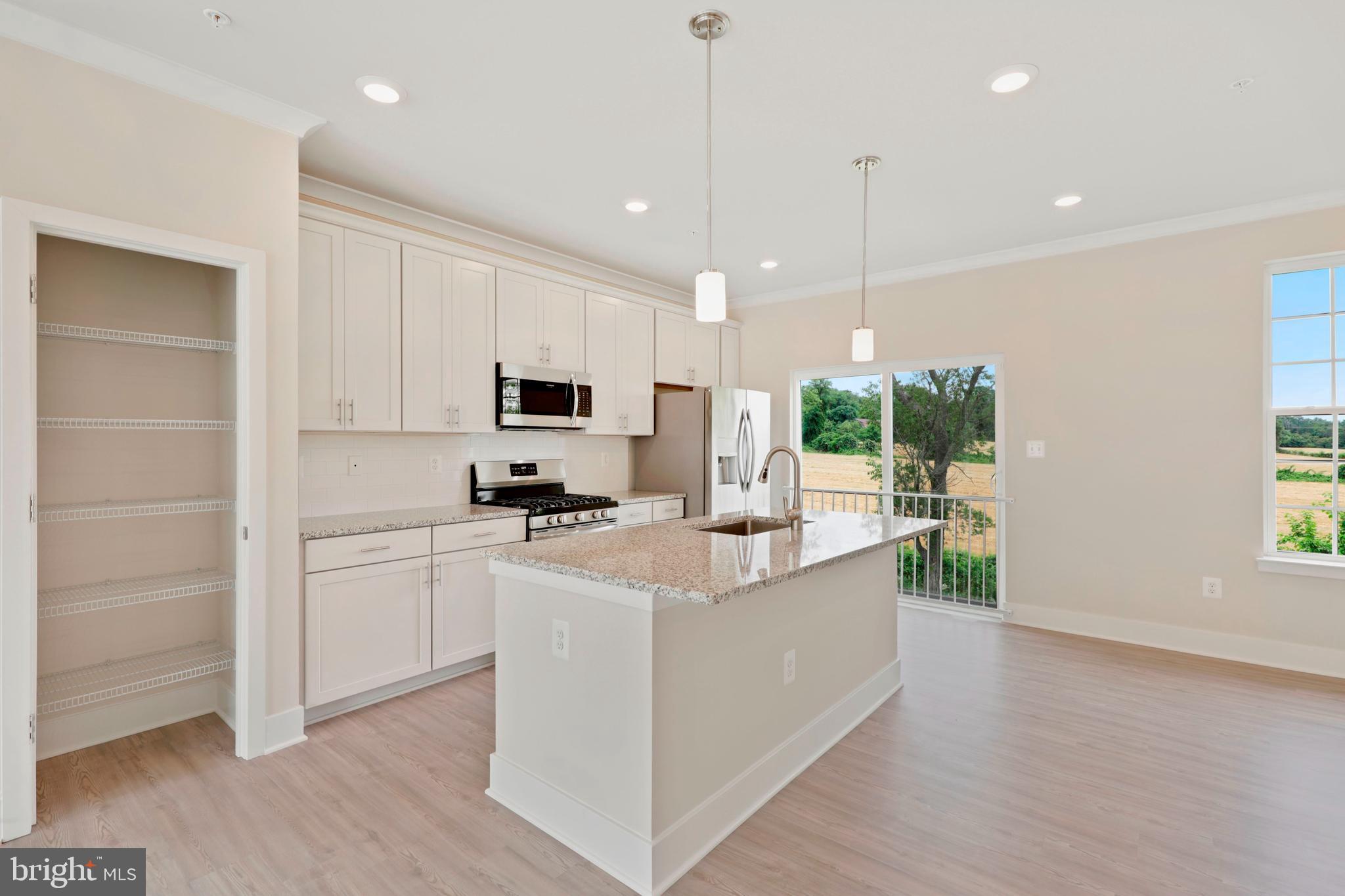 2375 Spruce Knob Terrace Frederick, MD 21702 - Photo 7 of 34