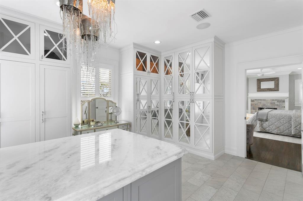 147 Edgewater Drive Dunedin, FL 34698 - Photo 33 of 99