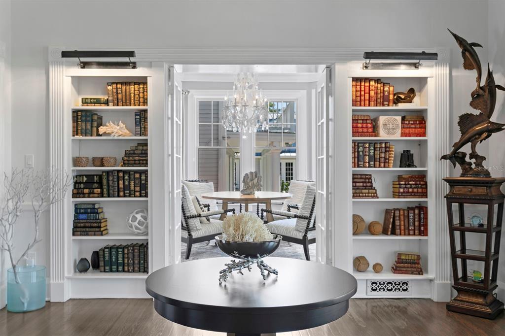 147 Edgewater Drive Dunedin, FL 34698 - Photo 5 of 99