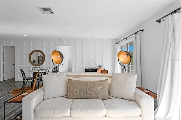 $6,603,000 | 147 Edgewater Drive, Dunedin, FL 34698