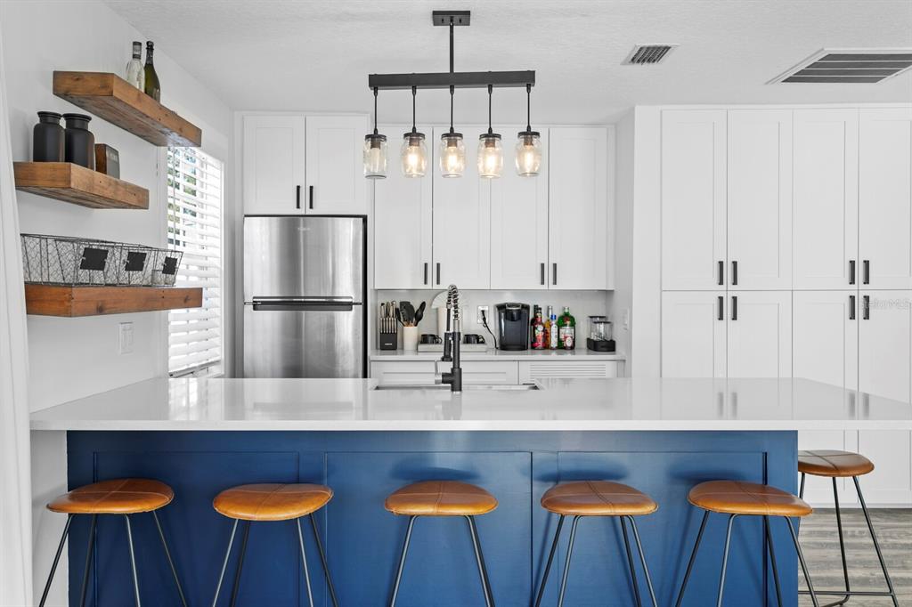 147 Edgewater Drive Dunedin, FL 34698 - Photo 61 of 99