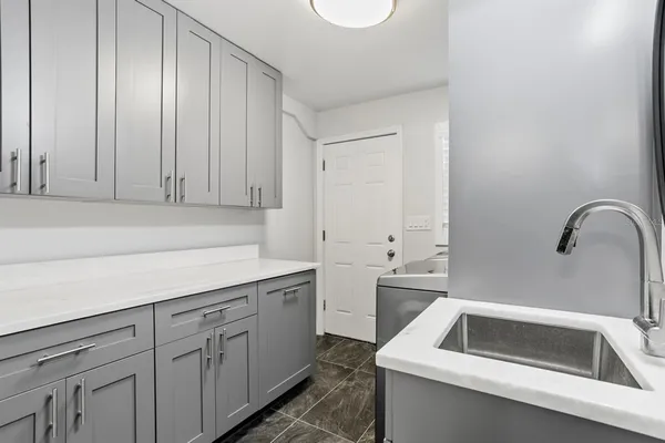$6,603,000 | 147 Edgewater Drive, Dunedin, FL 34698