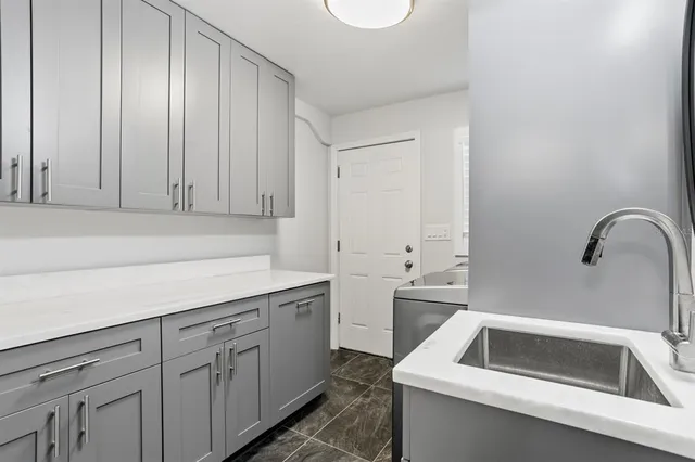 $6,603,000 | 147 Edgewater Drive, Dunedin, FL 34698