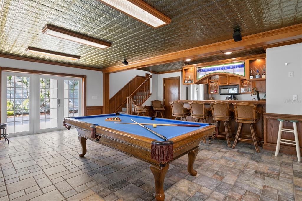 147 Edgewater Drive Dunedin, FL 34698 - Photo 76 of 99 a outdoor space with furniture