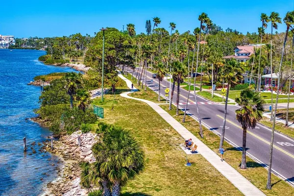 $6,603,000 | 147 Edgewater Drive, Dunedin, FL 34698
