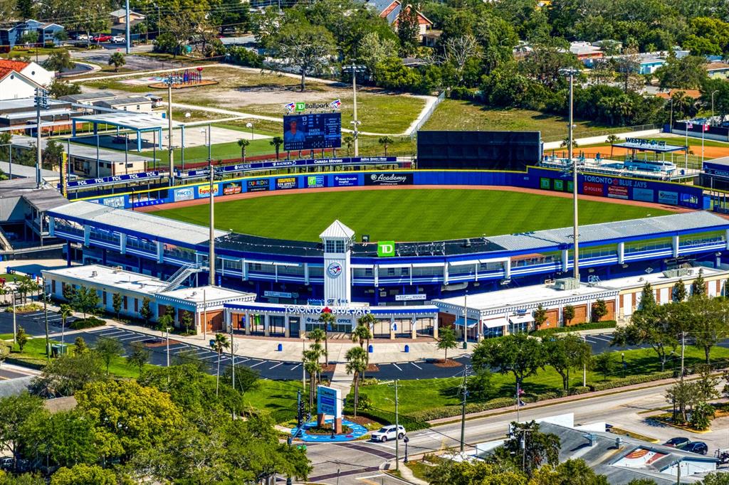 147 Edgewater Drive Dunedin, FL 34698 - Photo 91 of 99