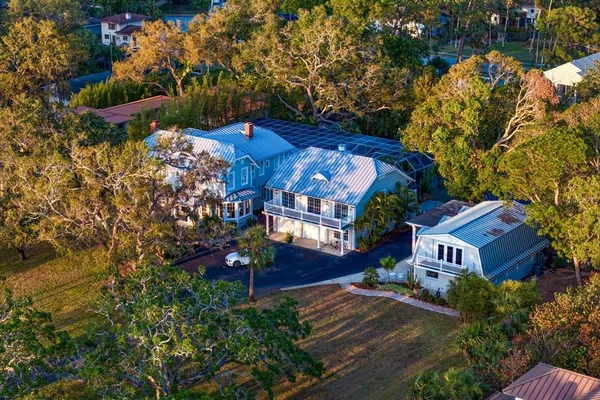 $6,603,000 | 147 Edgewater Drive, Dunedin, FL 34698