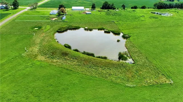 $535,000 | 20479 D Highway, Norborne, MO 64668