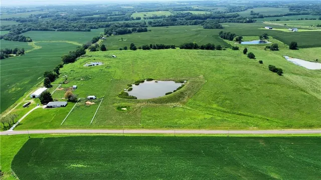 $535,000 | 20479 D Highway, Norborne, MO 64668