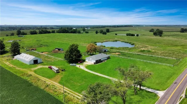 $535,000 | 20479 D Highway, Norborne, MO 64668