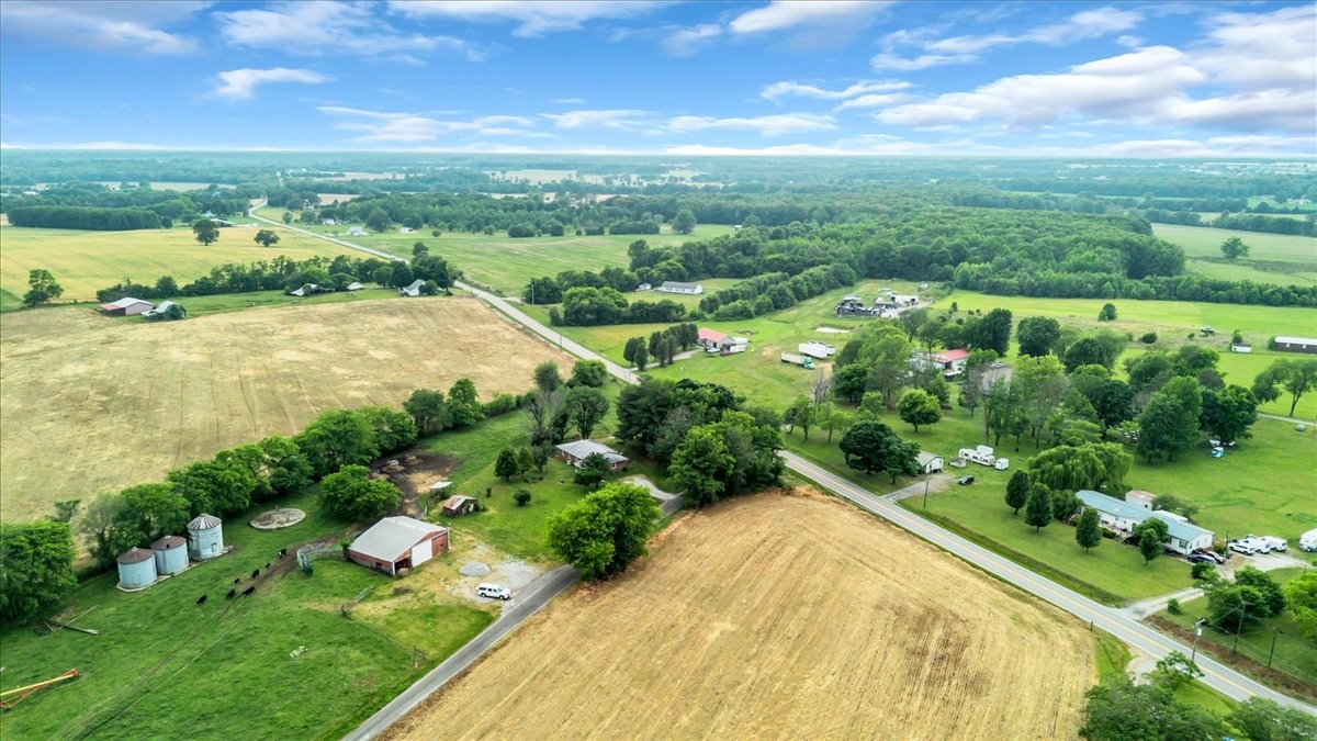30 J D Ring Road Hillsboro, TN 37342 - Photo 34 of 39