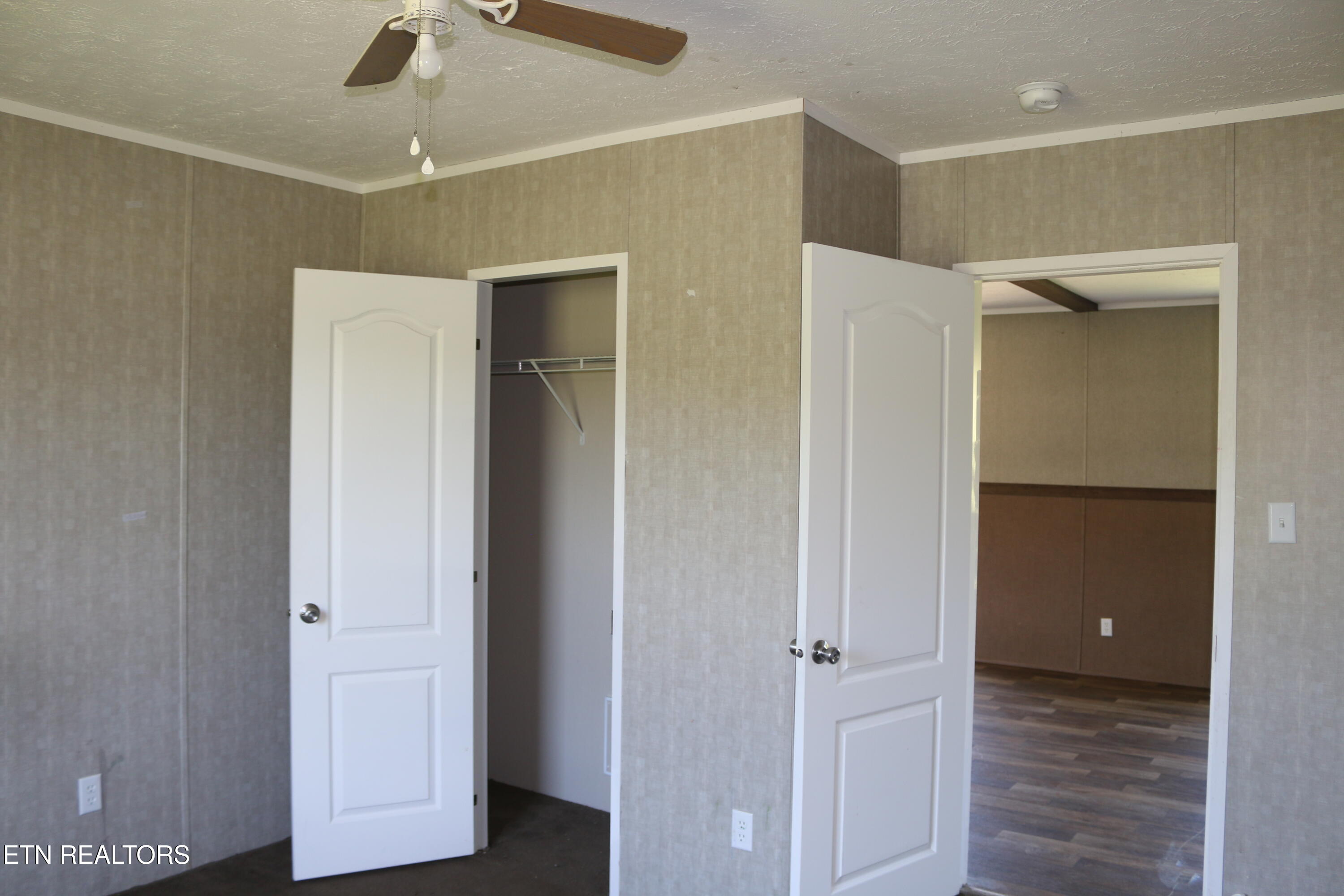 103 Meadow Brook Road Sweetwater, TN 37874 - Photo 20 of 30 Bedroom 1 - with closet