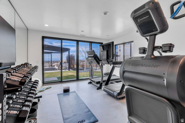 3918 South Mapleton Ests Drive Mapleton, UT 84664 - Photo 11 of 103 View of workout area