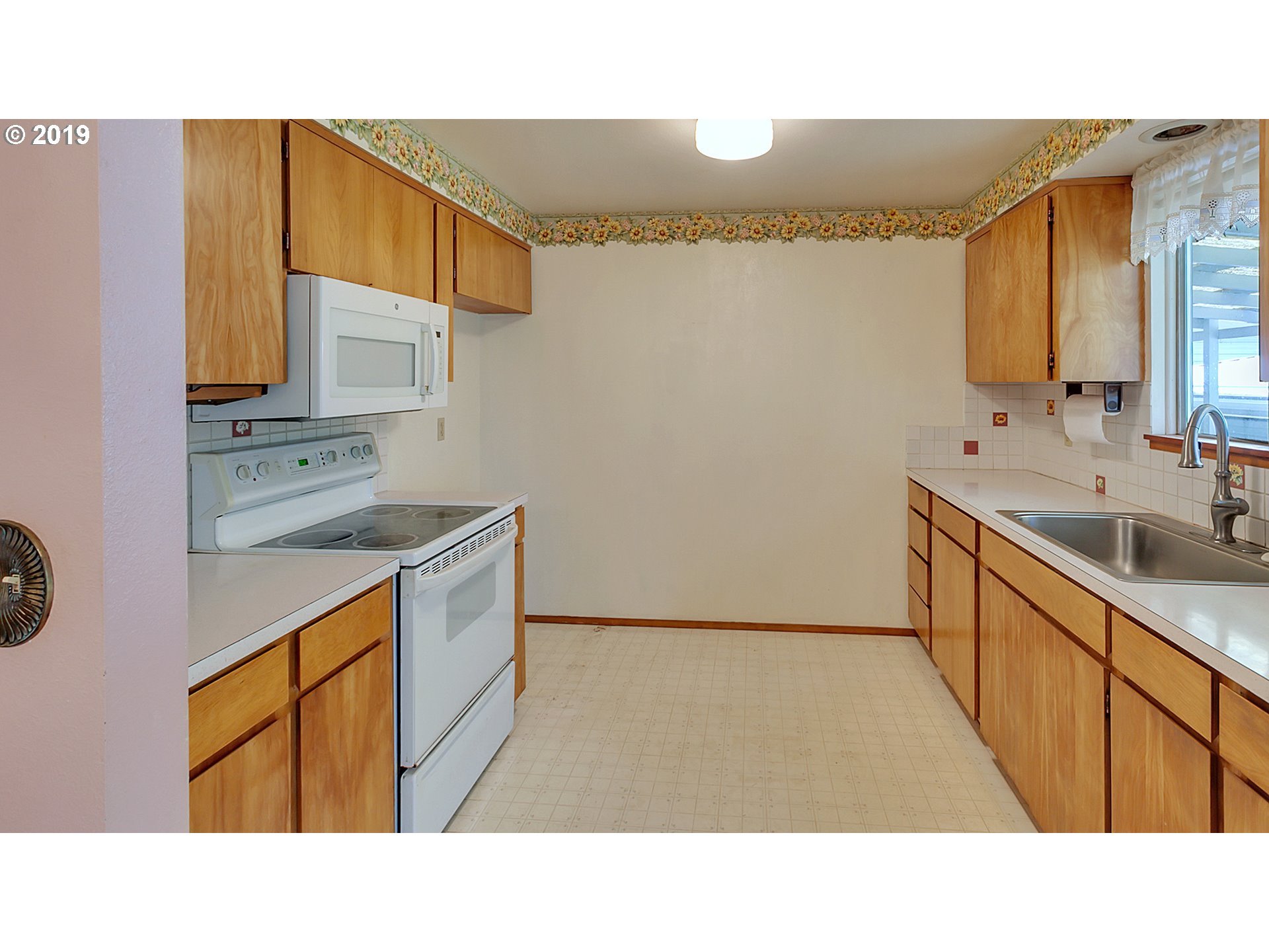 25485 Southwest Oberst Road Sherwood, OR 97140 - Photo 5 of 32