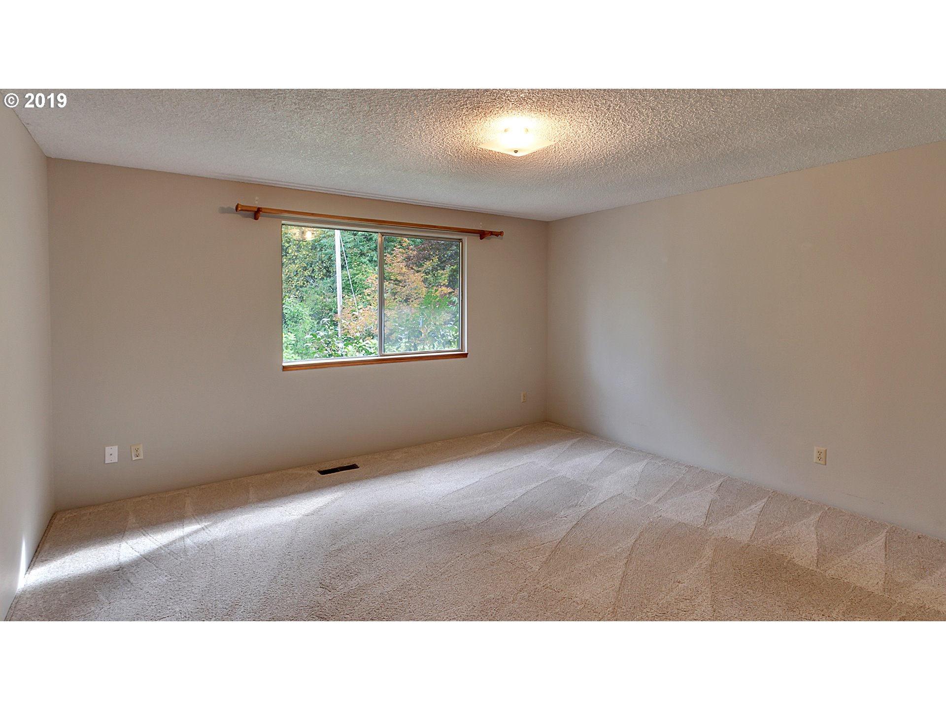 25485 Southwest Oberst Road Sherwood, OR 97140 - Photo 8 of 32