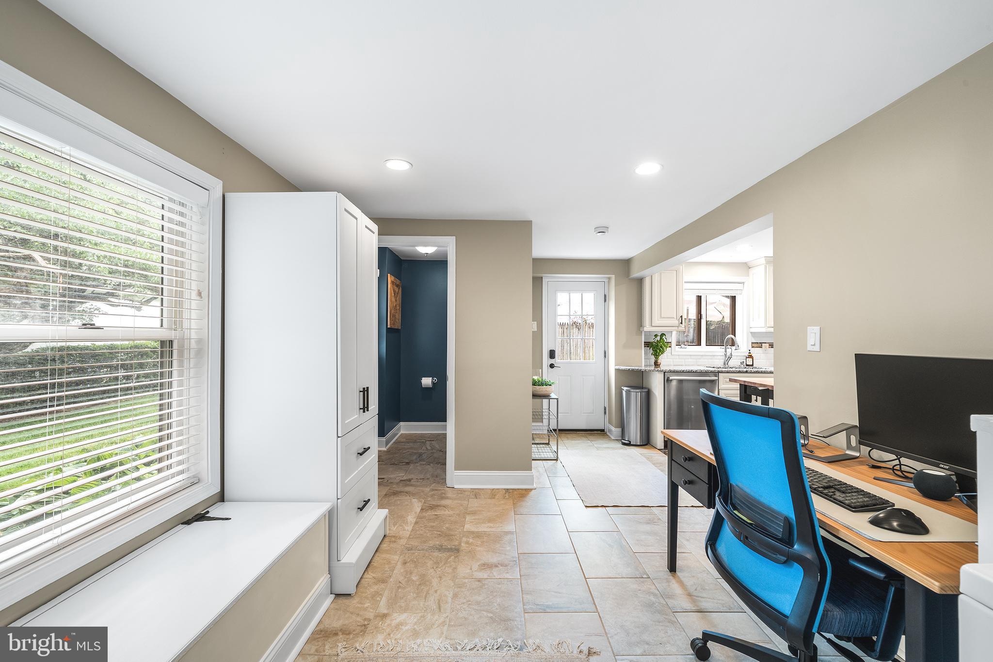 411 Sugartown Road Wayne, PA 19087 - Photo 13 of 34