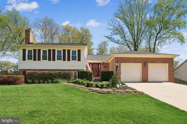$999,999 | 4603 Demby Drive, Fairfax, VA 22032