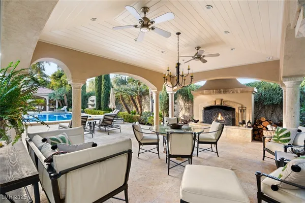 $2,599,000 | 3074 Monte Rosa Avenue, Las Vegas, NV 89120