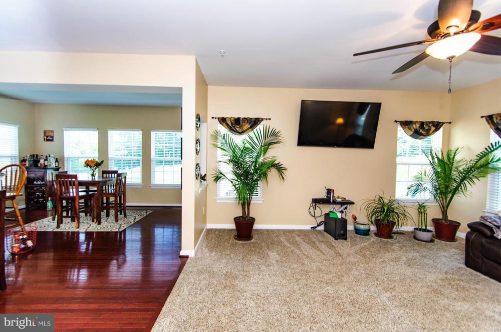 2817 St Marys View Road Accokeek, MD 20607 - Photo 4 of 28 Family Room