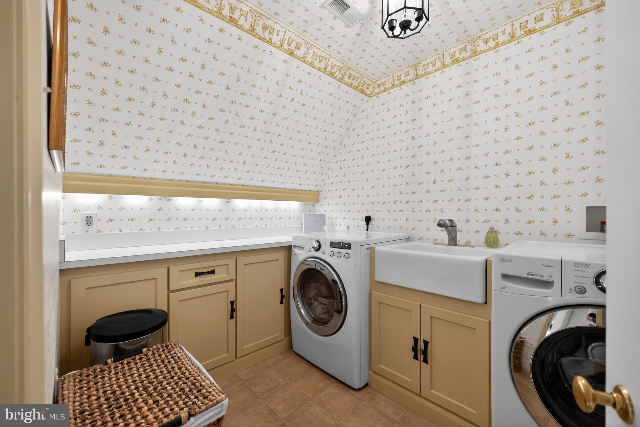 56 Tunbridge Road Haverford, PA 19041 - Photo 40 of 60 2nd Floor Laundry Room