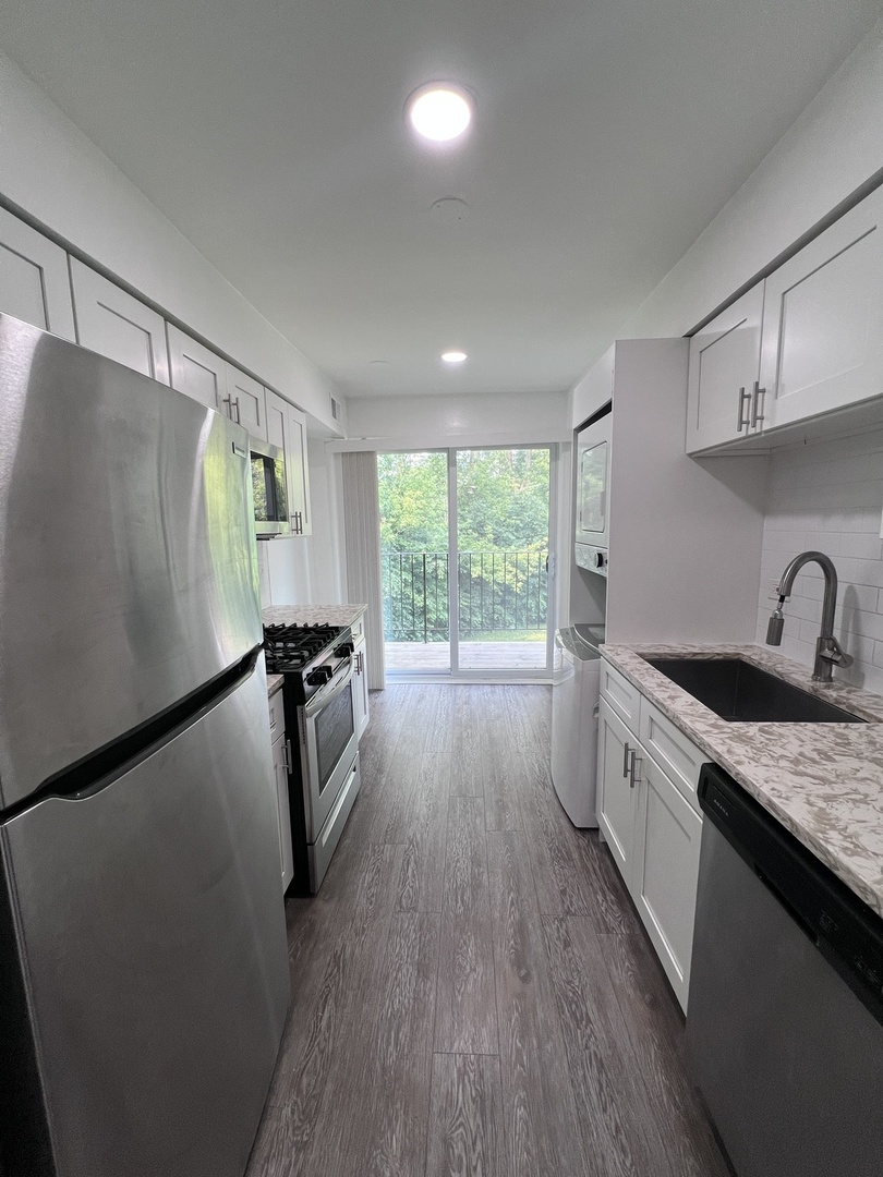 224 East Rimini Court, Unit 2A Palatine, IL 60067 - Photo 3 of 19