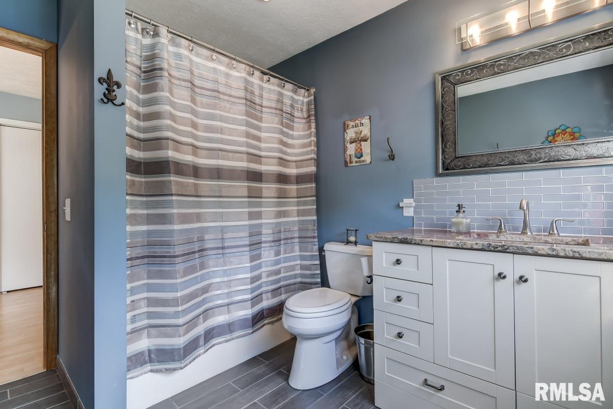 36 Archer Avenue Springfield, IL 62704 - Photo 13 of 35 Gallery Image 13