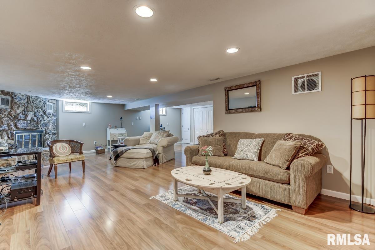 36 Archer Avenue Springfield, IL 62704 - Photo 20 of 35 Gallery Image 20