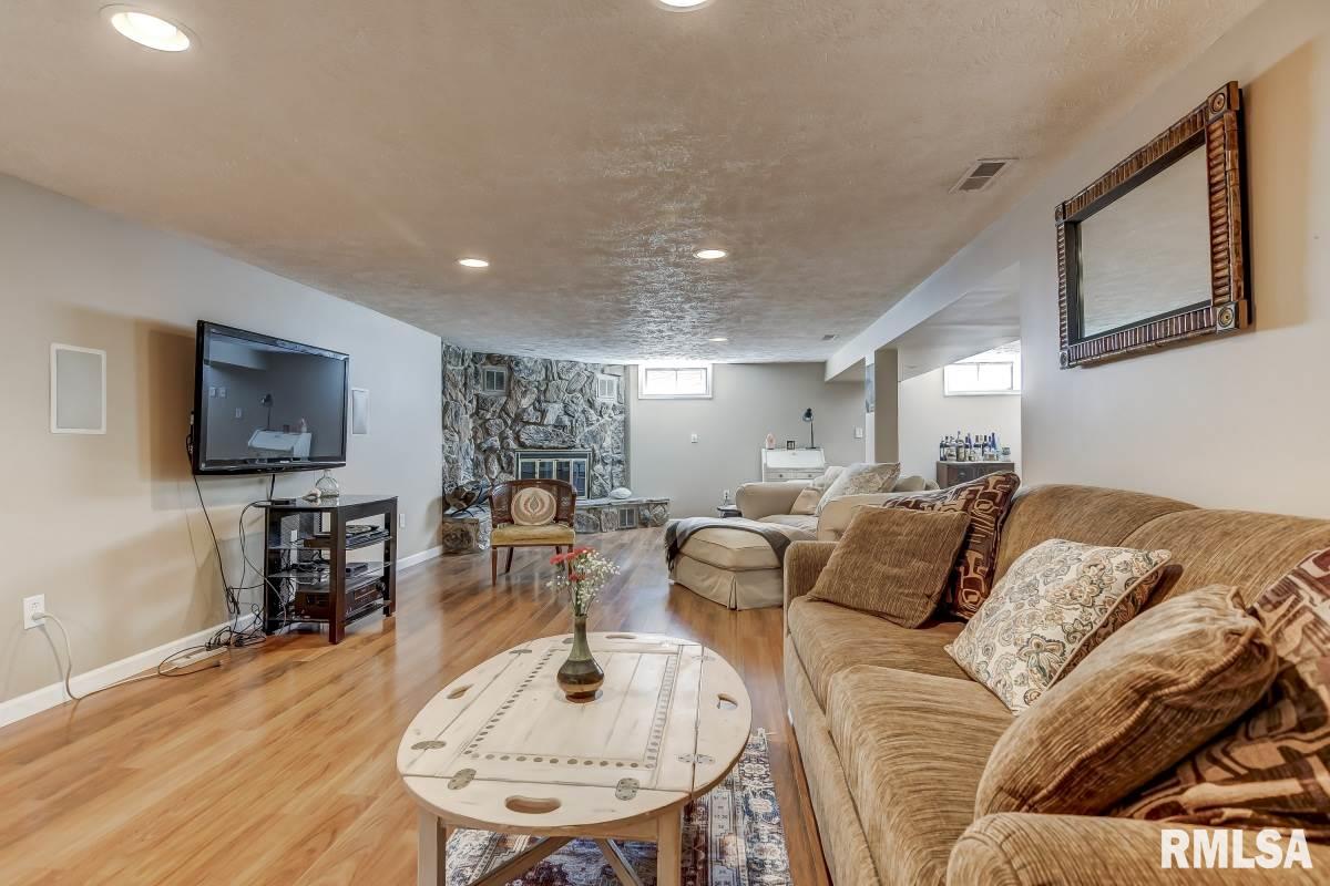 36 Archer Avenue Springfield, IL 62704 - Photo 22 of 35 Gallery Image 22