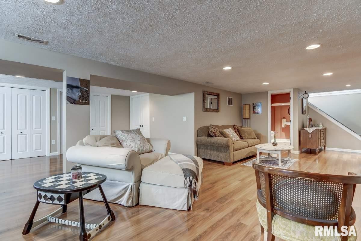36 Archer Avenue Springfield, IL 62704 - Photo 23 of 35 Gallery Image 23