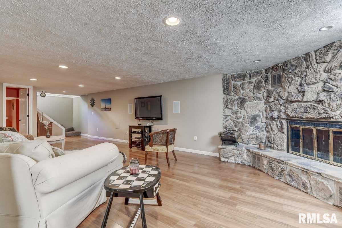 36 Archer Avenue Springfield, IL 62704 - Photo 24 of 35 Gallery Image 24