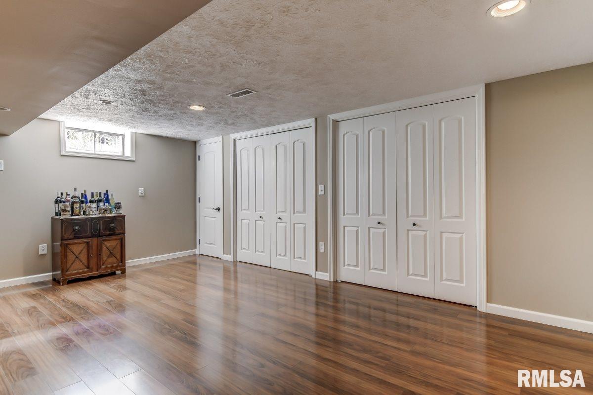 36 Archer Avenue Springfield, IL 62704 - Photo 25 of 35 Gallery Image 25