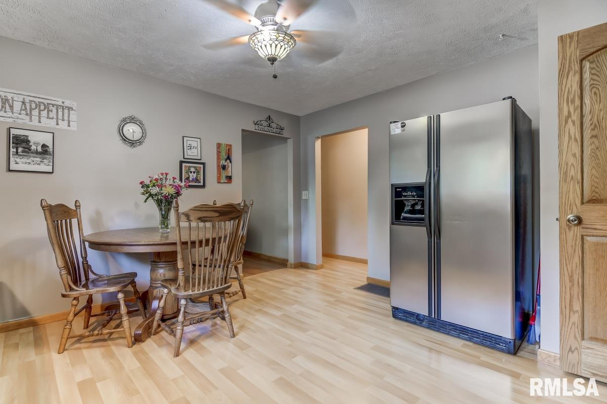 36 Archer Avenue Springfield, IL 62704 - Photo 6 of 35 Gallery Image 6