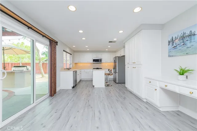 $838,000 | 40357 Cambridge Street, Murrieta, CA 92563