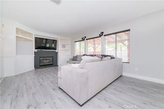 $838,000 | 40357 Cambridge Street, Murrieta, CA 92563