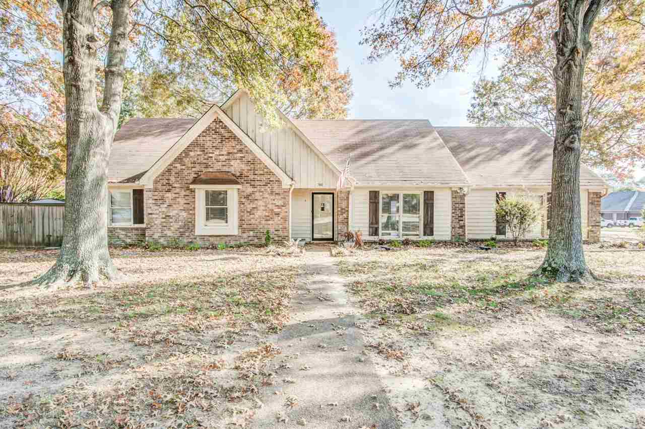 560 Hughes Road Collierville, TN 38017 - Photo 1 of 25 Gallery Image 1