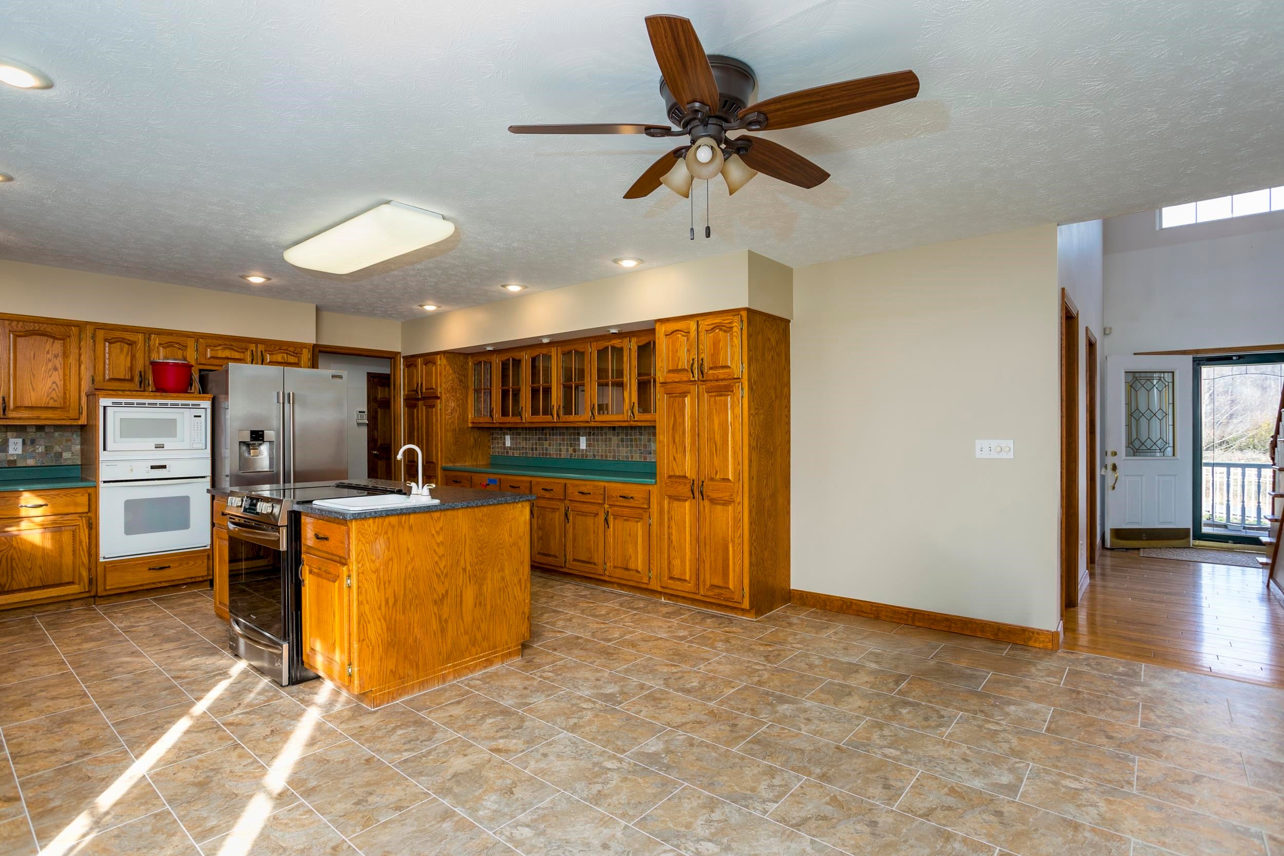6025 Hubbards Branch Road Huntington, WV 25704 - Photo 8 of 32 Gallery Image 8