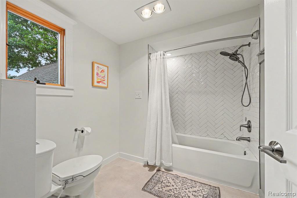 8265 Deerwood Road Clarkston, MI 48348 - Photo 26 of 50 Gallery Image 26