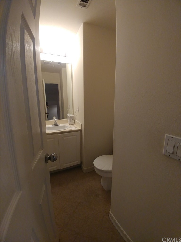 497 West Summerfield Circle Anaheim, CA 92802 - Photo 11 of 27