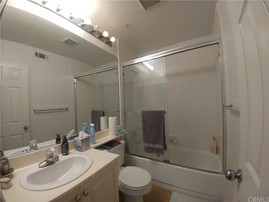 497 West Summerfield Circle Anaheim, CA 92802 - Photo 19 of 27