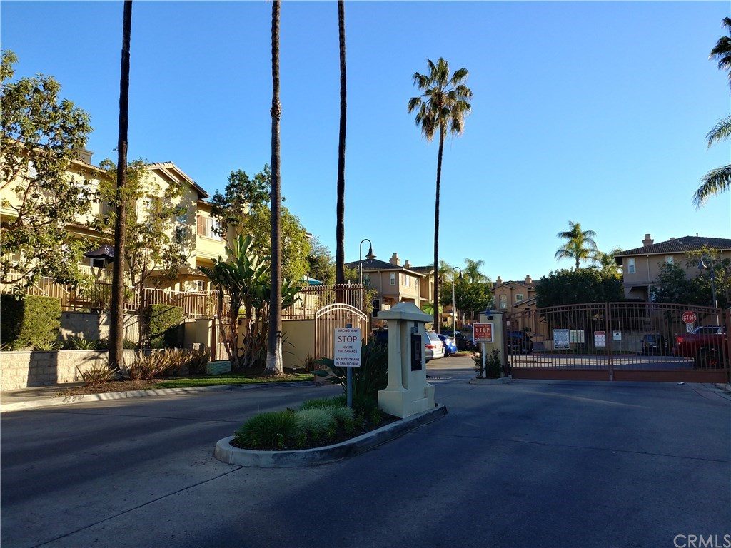 497 West Summerfield Circle Anaheim, CA 92802 - Photo 26 of 27