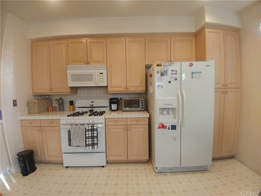 497 West Summerfield Circle Anaheim, CA 92802 - Photo 5 of 27