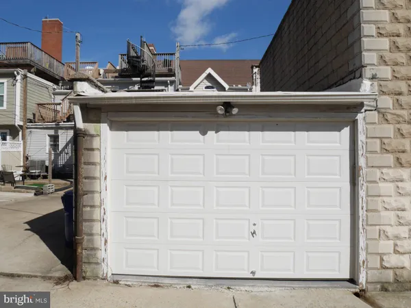 $2,500 | 816 South Highland Avenue, Baltimore, MD 21224