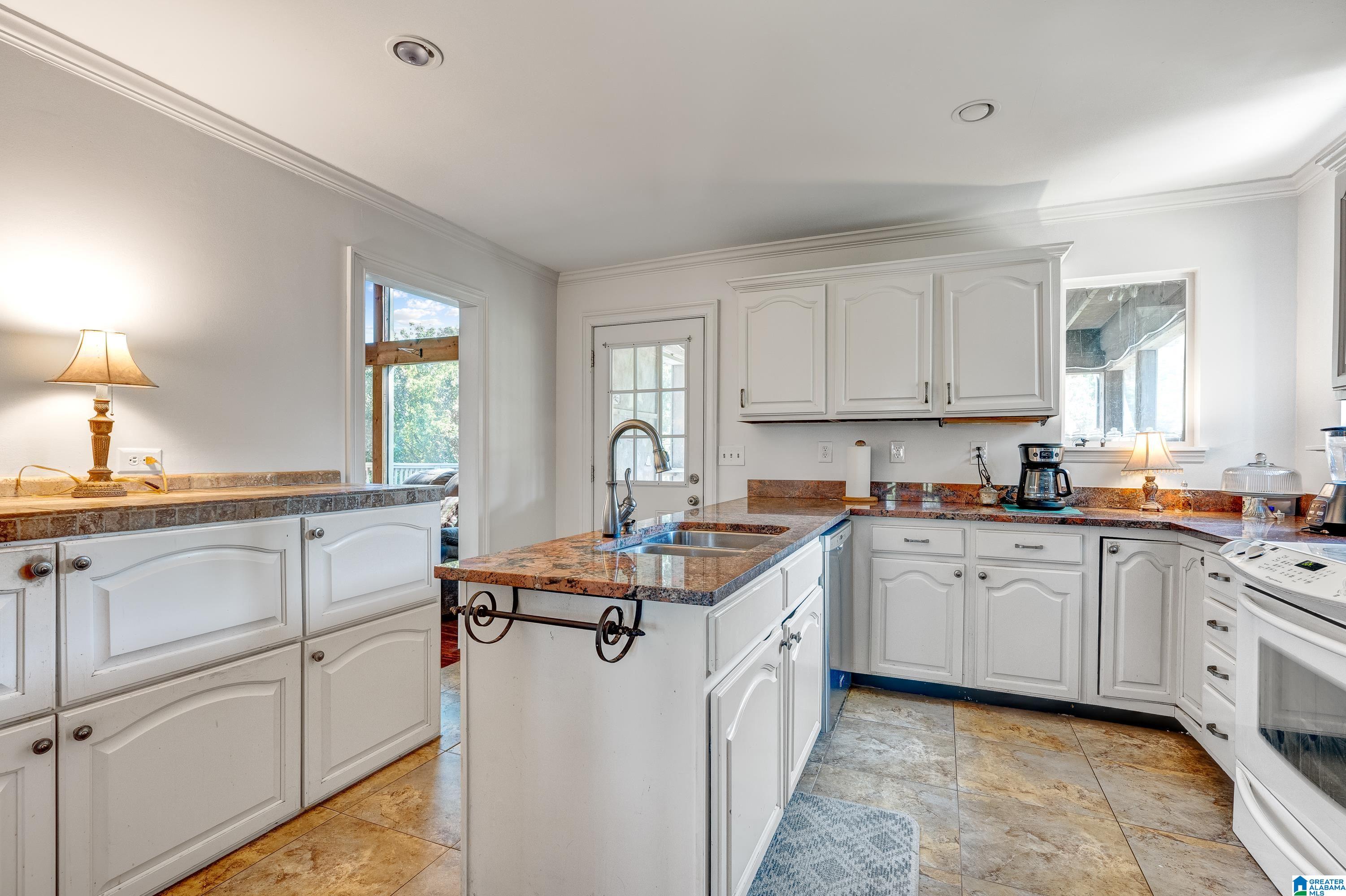 4359 Stone Ridge Circle Trussville, AL 35173 - Photo 13 of 52