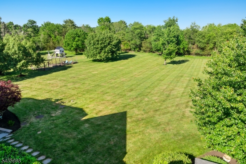 35 Titus Road Skillman, NJ 08558 - Photo 18 of 20