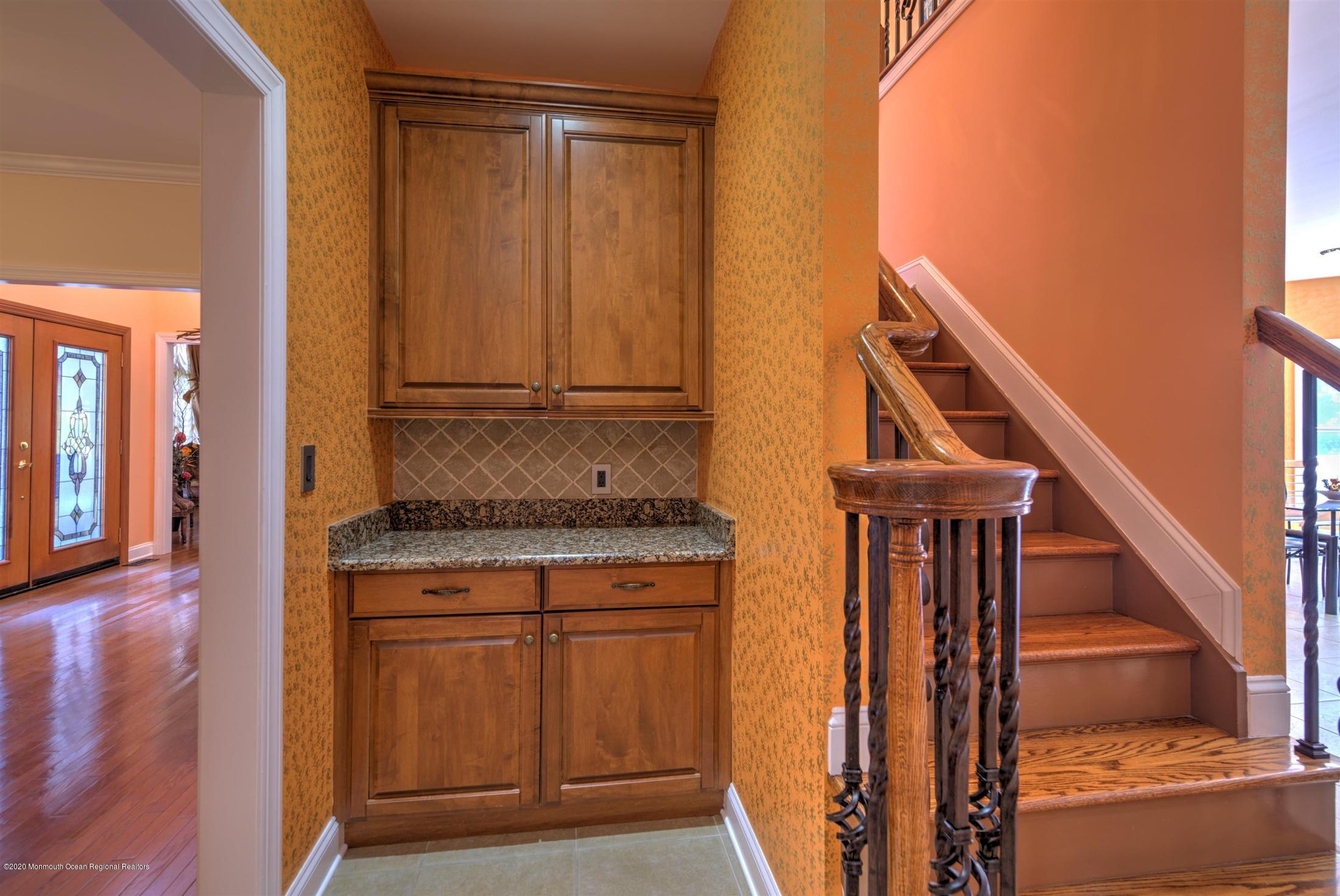 143 Millhurst Road Manalapan, NJ 07726 - Photo 16 of 56 61-BUTLER PANTRY